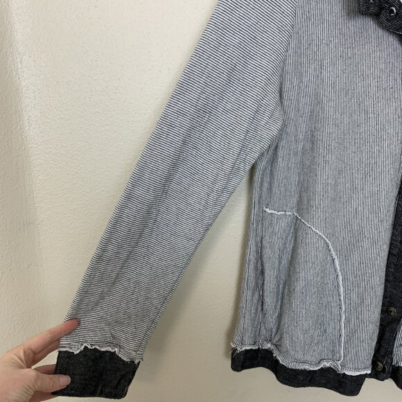 Focus Casual Life Womens M Jacket Cardigan Knit Gray Boho Button Pockets - Picture 5 of 12